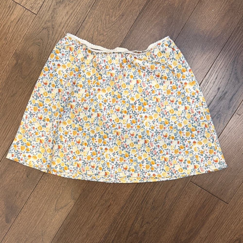 Altr’d State Yellow Floral Mini Skirt Medium - C27-037